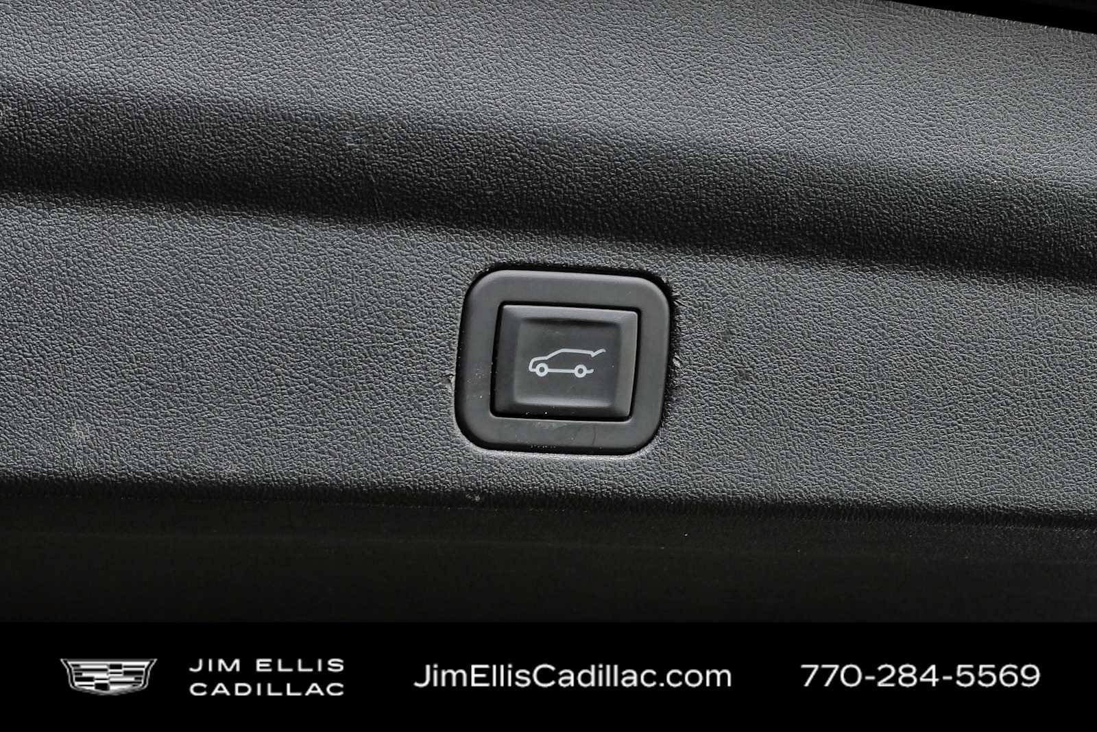 Used 2025 Cadillac Escalade IQ Luxury 2 w/ LPO, Premium Carpet Package AWD/4WD image 34
