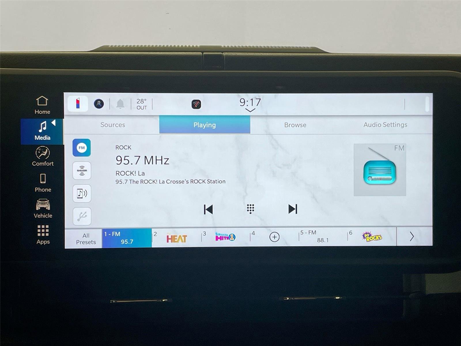 Used 2024 Jeep Wrangler Sport S image 14