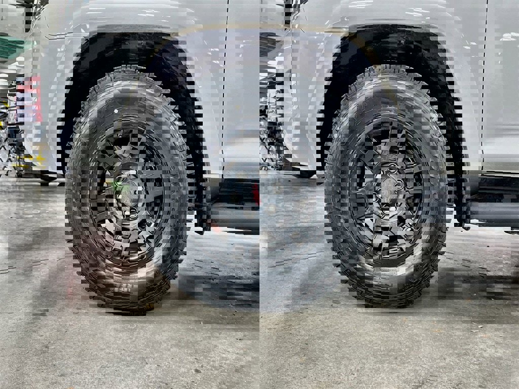 Used 2021 Toyota 4Runner SR5 Premium image 10