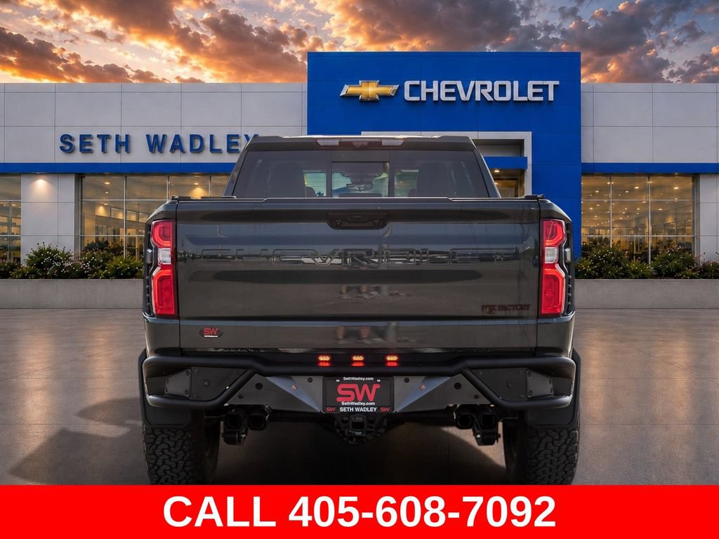 Used 2025 Chevrolet Silverado 1500 LTZ AWD/4WD image 6