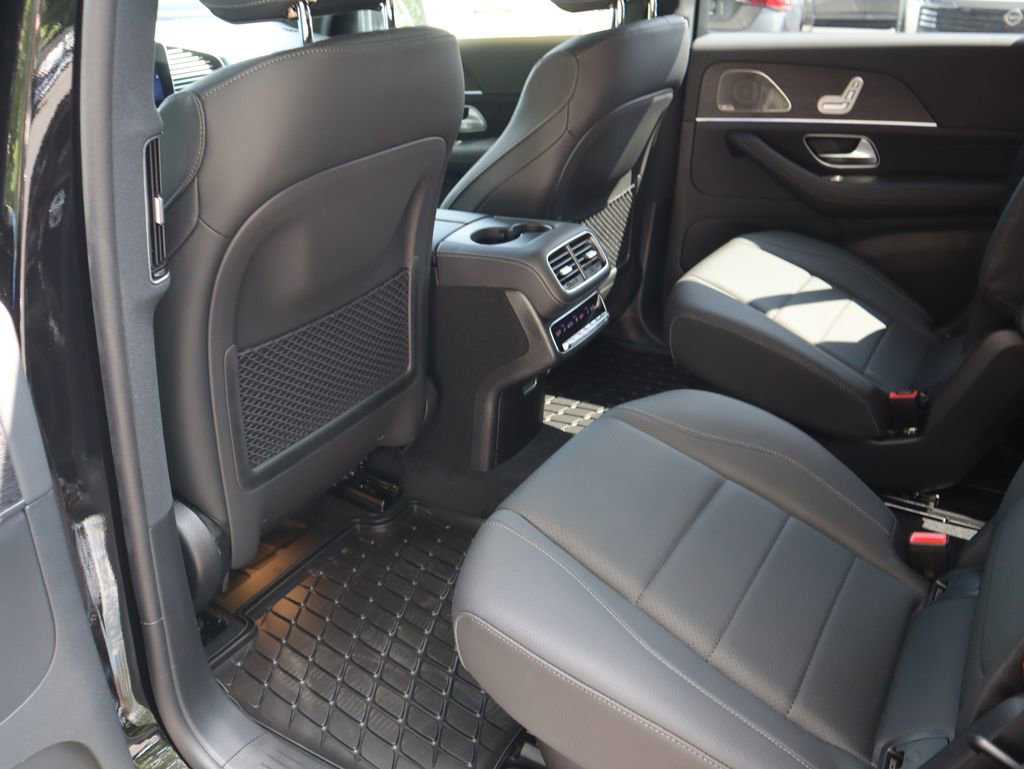 New 2025 Mercedes-Benz GLS 450 4MATIC image 11