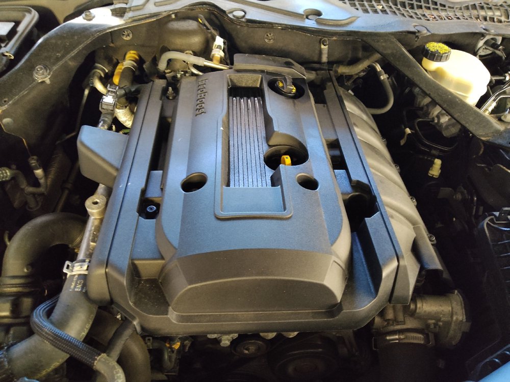 Used 2016 Ford Mustang Premium RWD image 30