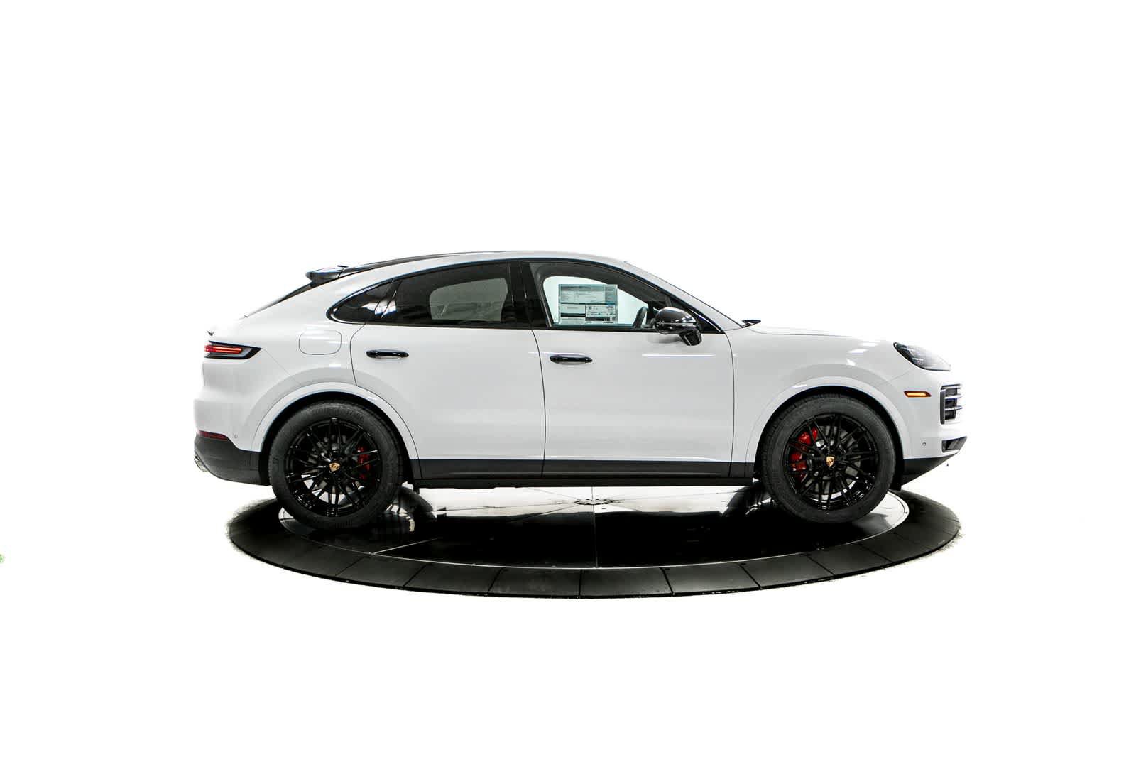 New 2026 Porsche Cayenne S AWD/4WD image 8