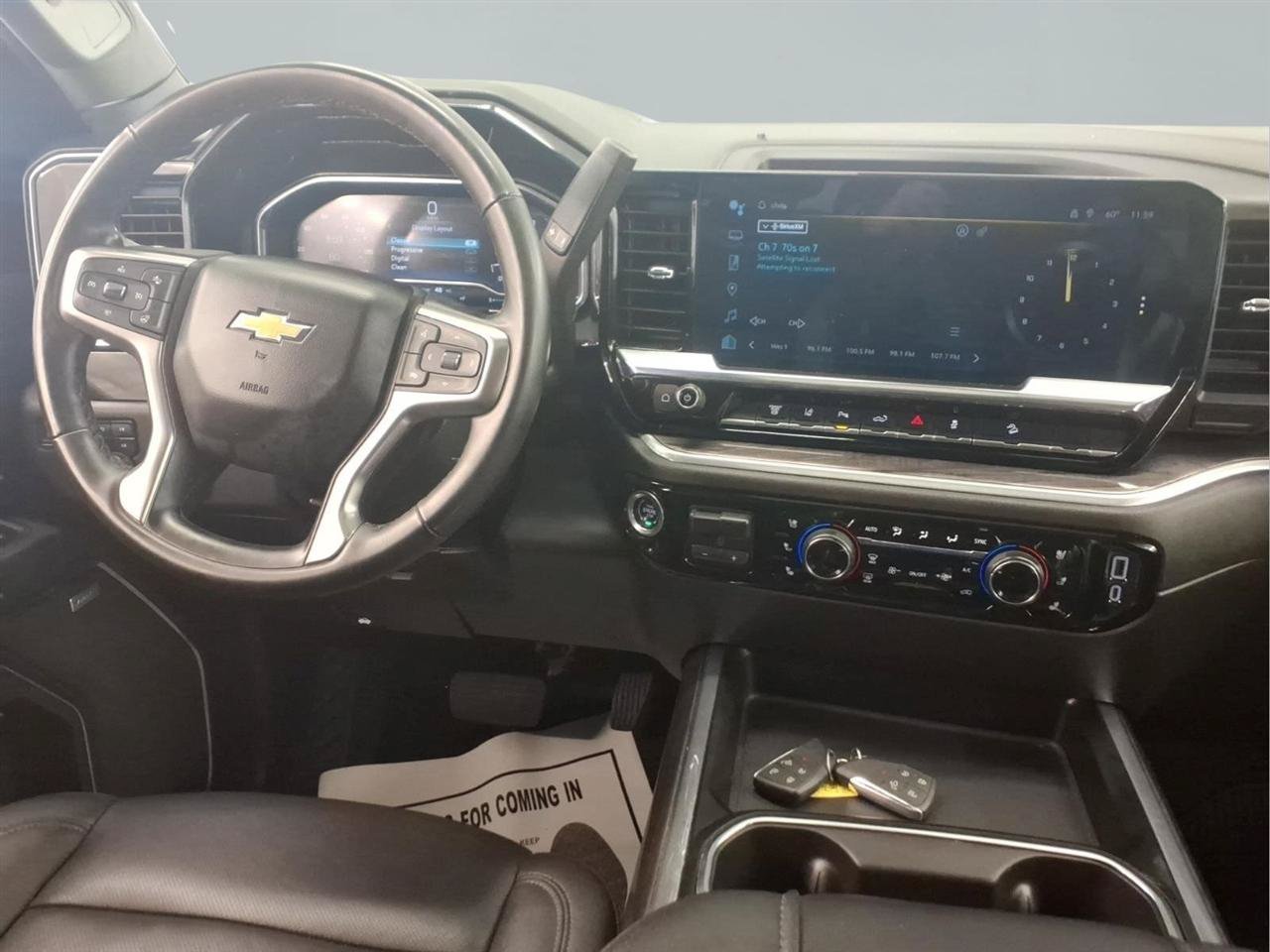Used 2024 Chevrolet Silverado 2500 LTZ w/ LTZ Convenience Package AWD/4WD image 17