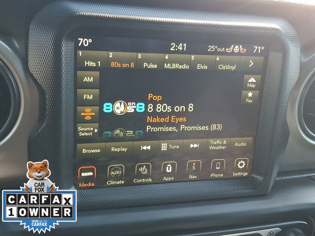 Used 2022 Jeep Gladiator Willys AWD/4WD image 18