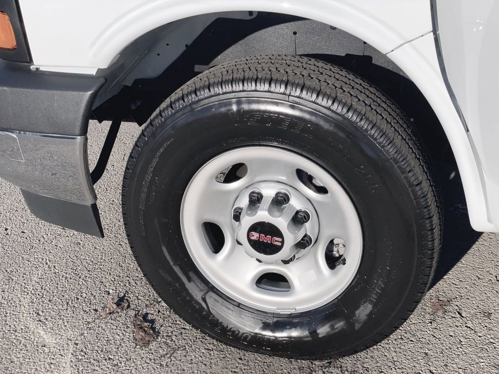 New 2025 GMC Savana 3500 w/ Power Convenience Package image 28