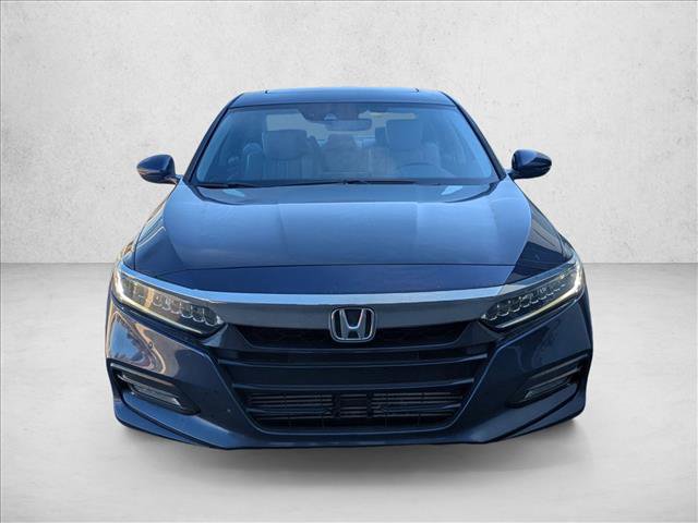 Used 2018 Honda Accord Touring image 2