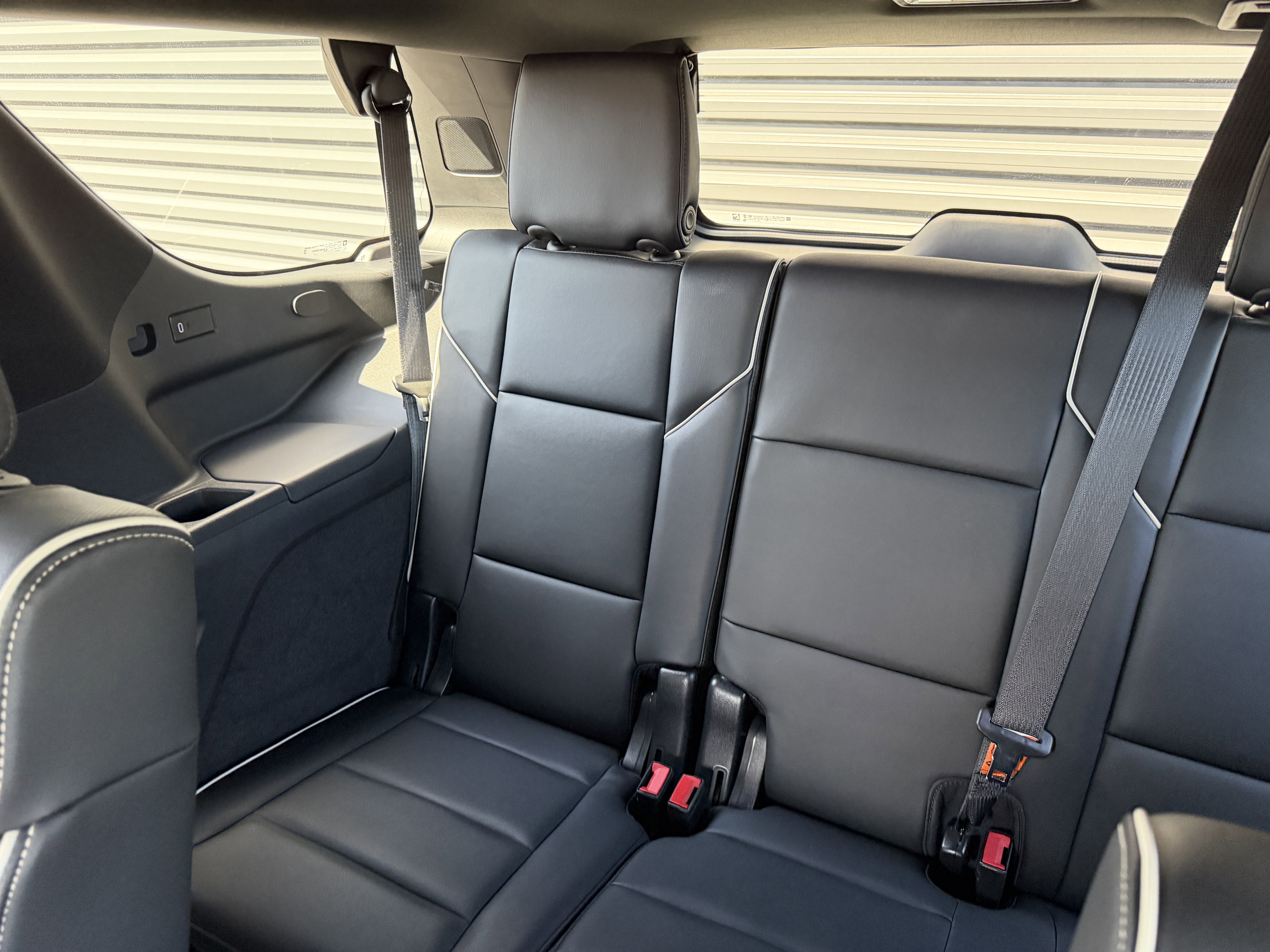 Used 2023 Cadillac Escalade Premium Luxury image 16