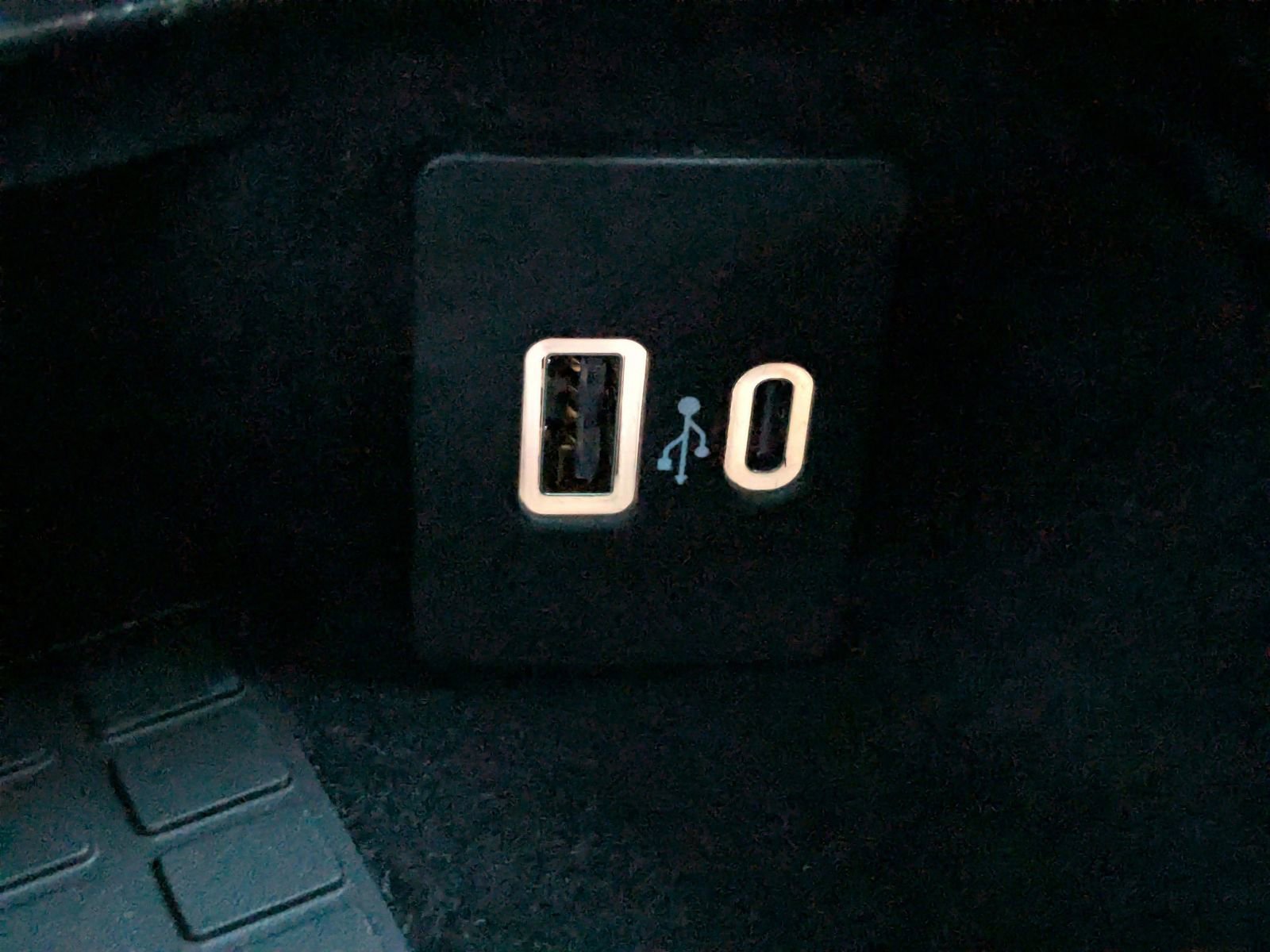 New 2026 Lincoln Corsair Premiere image 27