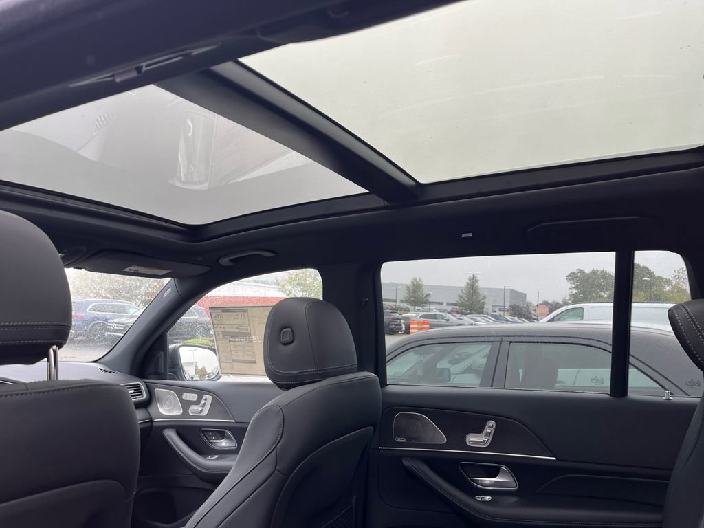 New 2025 Mercedes-Benz GLS 450 4MATIC image 10