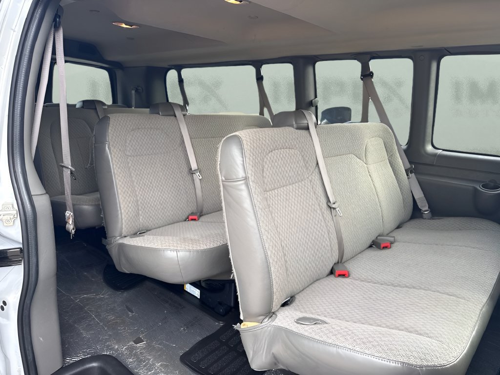Used 2025 GMC Savana 3500 LT w/ LT Preferred Equipment Group RWD image 39