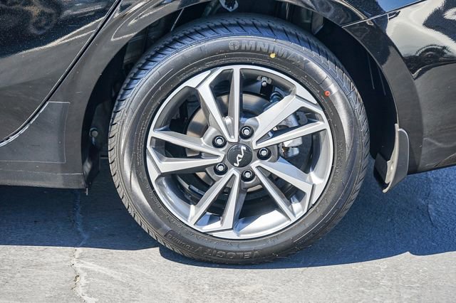 Certified 2023 Kia Forte LXS w/ LXS Technology Package image 12