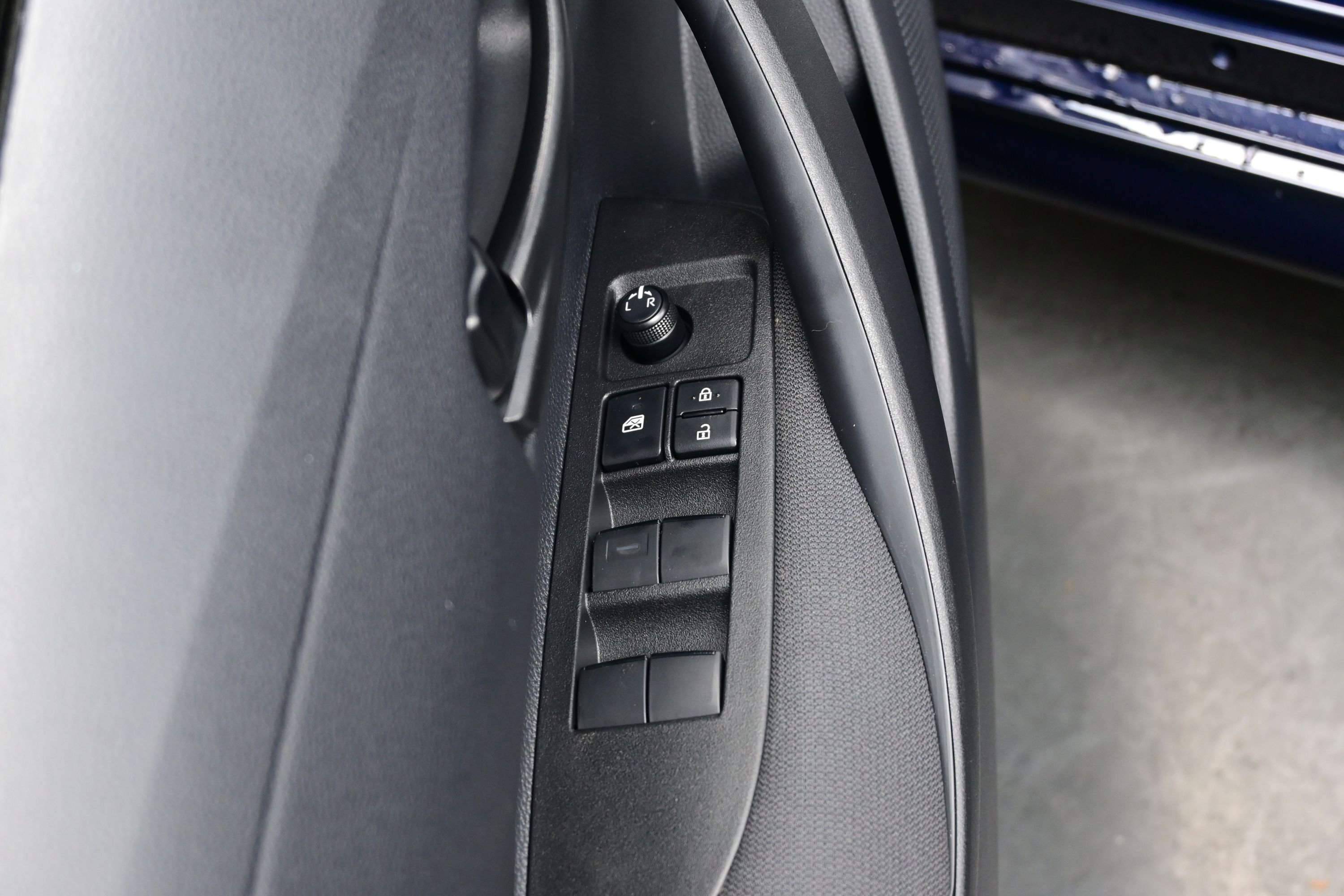 Used 2026 Toyota Corolla LE FWD image 10