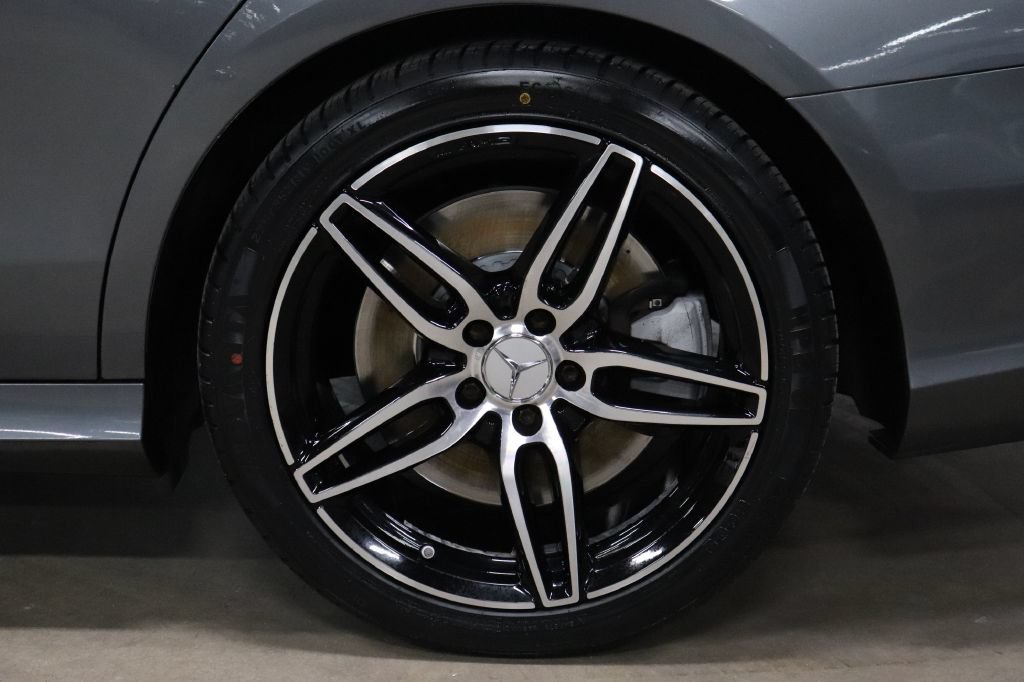 Used 2019 Mercedes-Benz E 53 AMG 4MATIC Sedan image 39