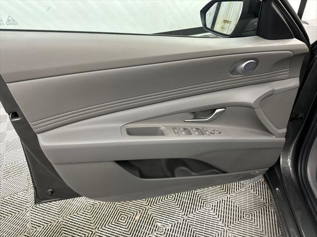 New 2026 Hyundai Elantra SEL Sport image 10