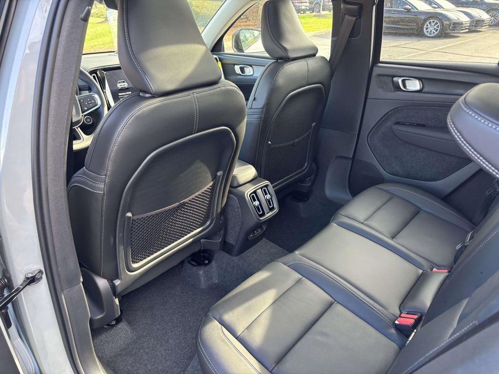 New 2026 Volvo XC40 B5 Plus w/ Protection Package Premier image 27