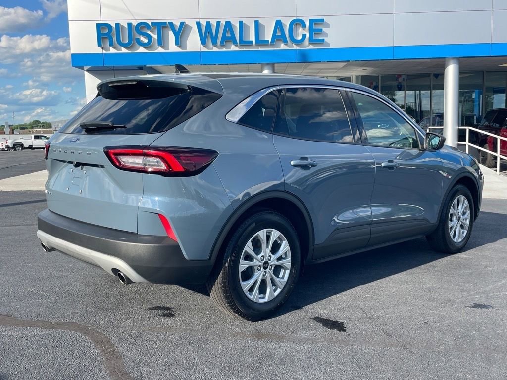 Used 2024 Ford Escape Active image 7