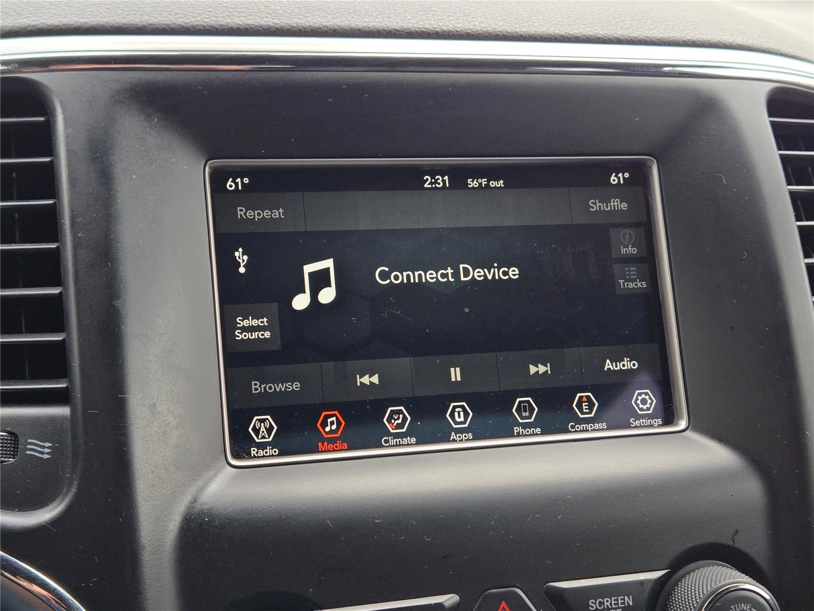 Used 2018 Jeep Grand Cherokee Laredo AWD/4WD image 23