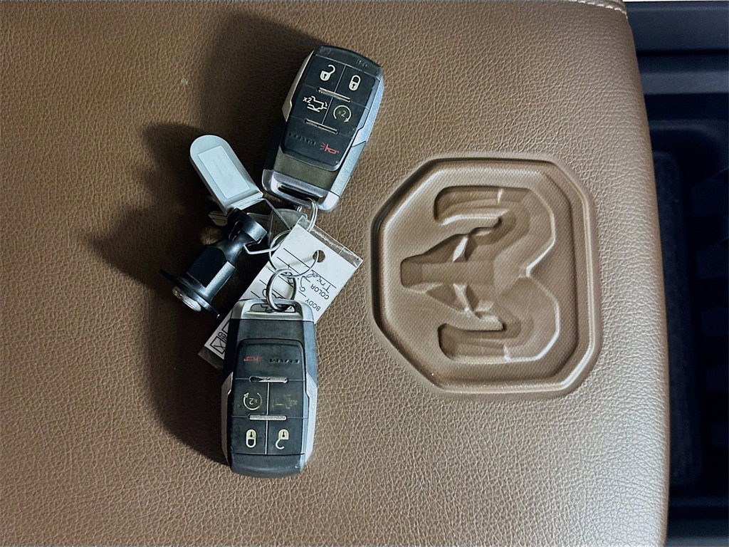 Used 2022 RAM 3500 Laramie image 35