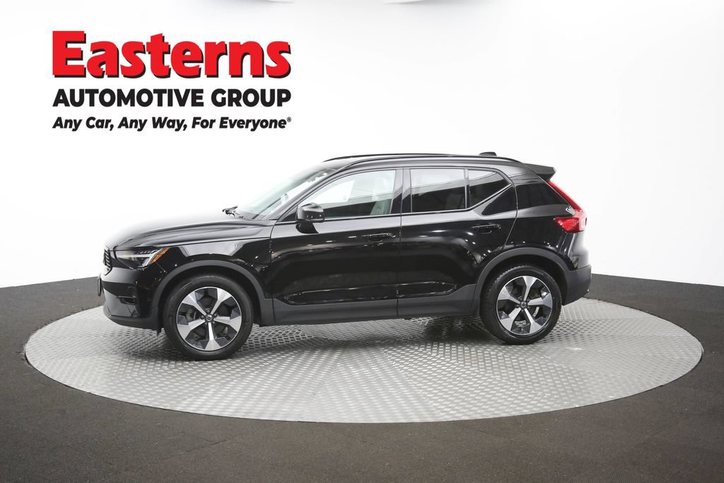 Used 2023 Volvo XC40 B4 Ultimate FWD image 53
