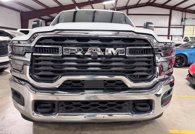 Used 2025 RAM 2500 Big Horn AWD/4WD image 8
