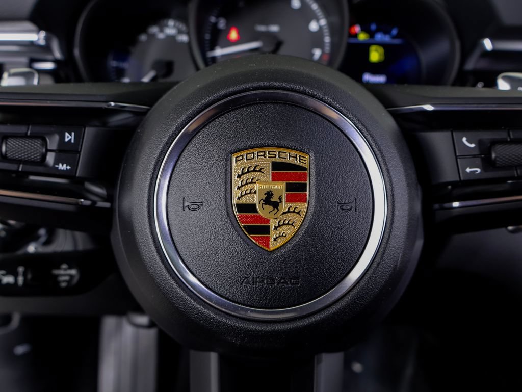 New 2026 Porsche Macan AWD/4WD image 16