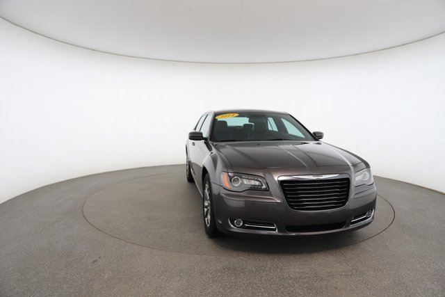 Used 2014 Chrysler 300 S image 29
