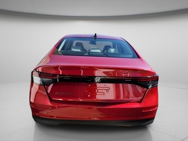 New 2025 Honda Accord SE image 4