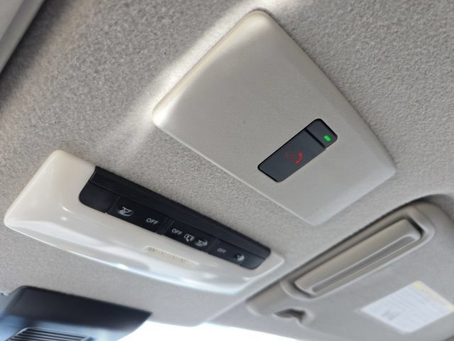 Used 2024 Nissan Kicks SV FWD image 23