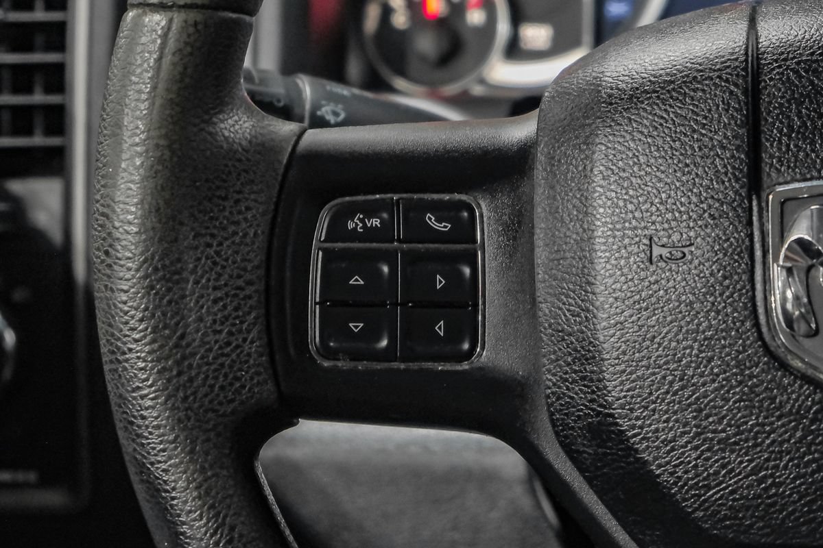 Used 2013 RAM 1500 Express RWD image 16