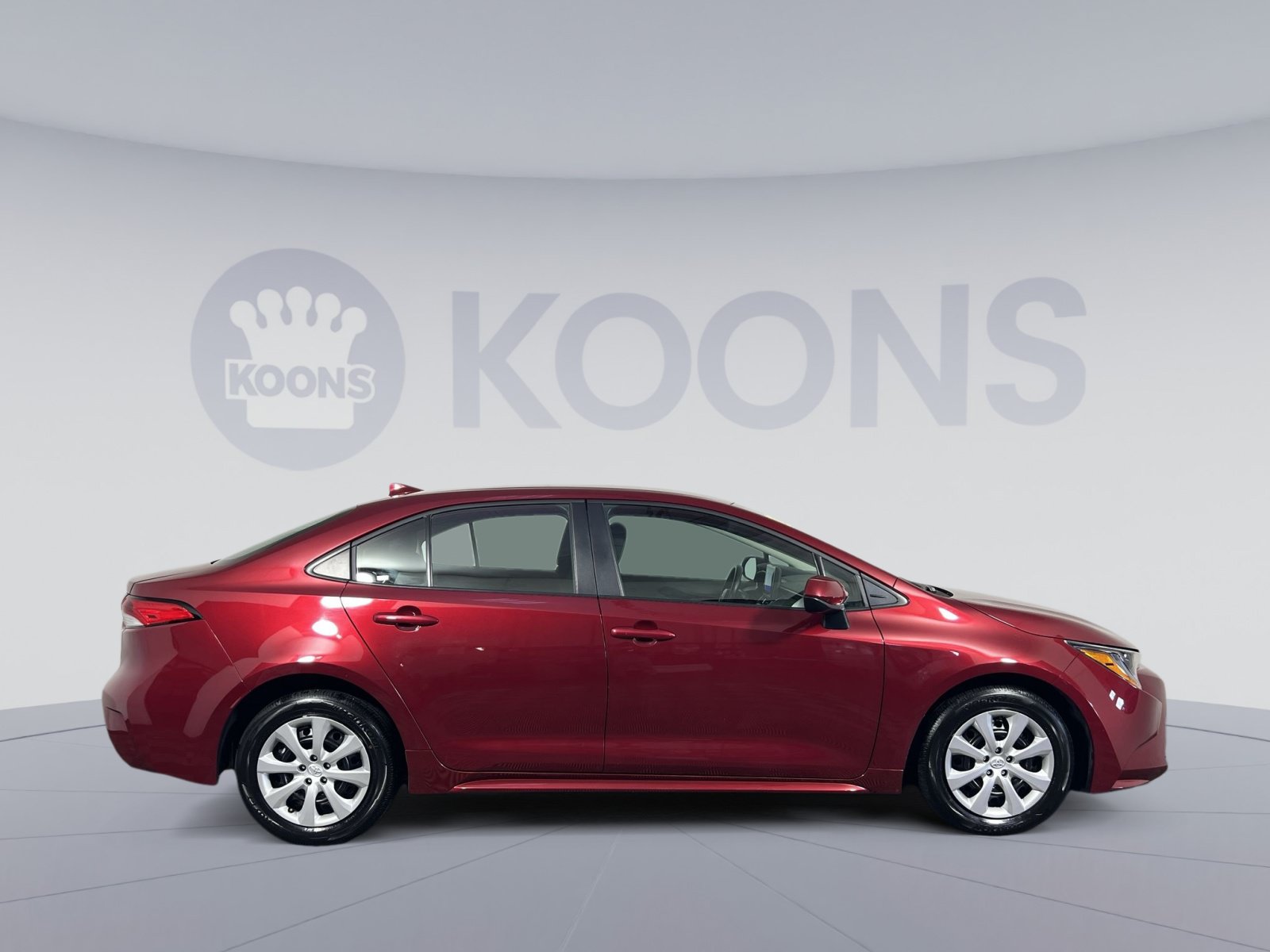 Used 2025 Toyota Corolla LE FWD image 8