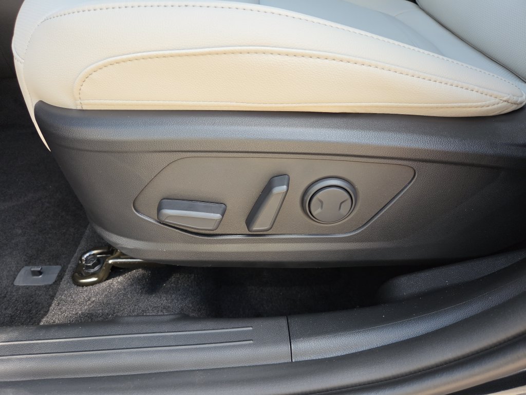 New 2026 Hyundai Tucson SEL Plus FWD image 12