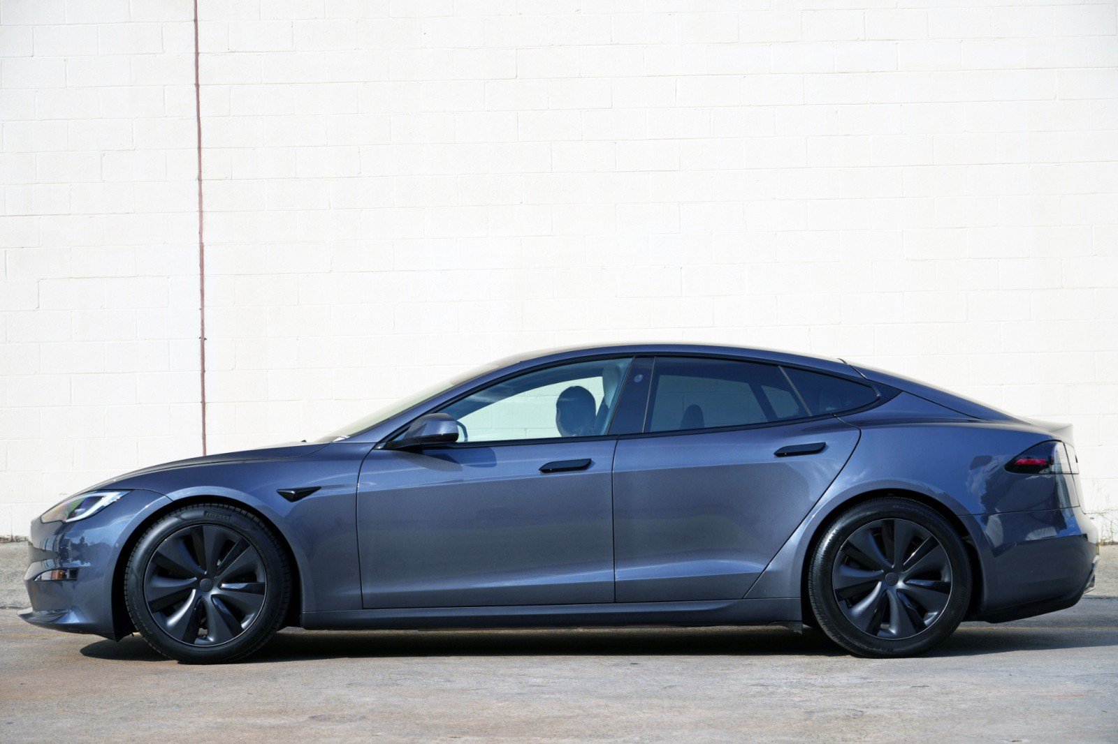 Used 2022 Tesla Model S AWD/4WD image 9