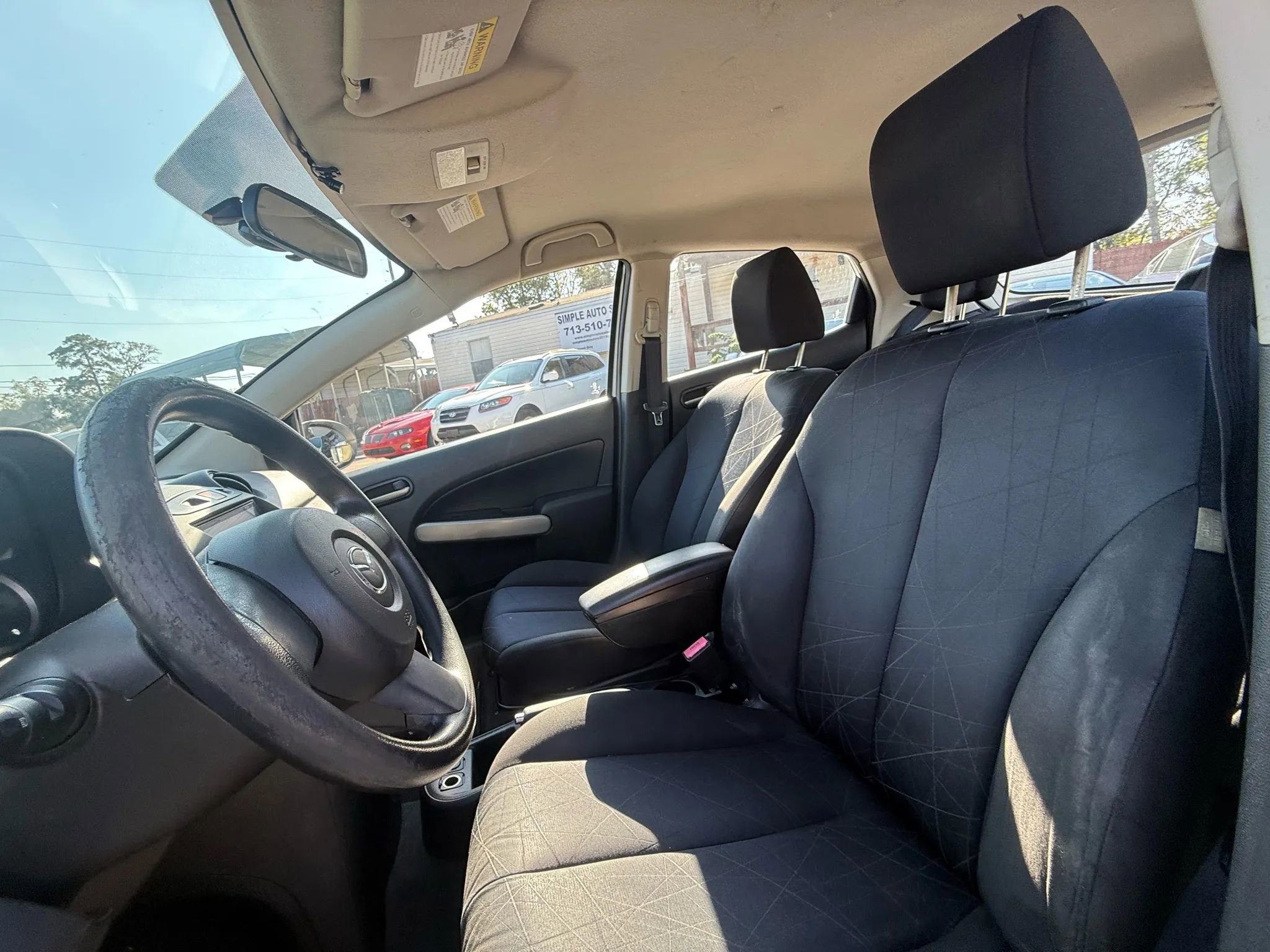 Used 2012 MAZDA MAZDA2 Sport image 9