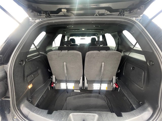 Used 2017 Ford Explorer XLT image 19