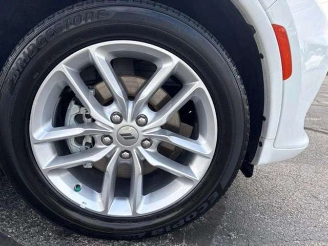 Used 2024 Dodge Durango GT AWD/4WD image 12