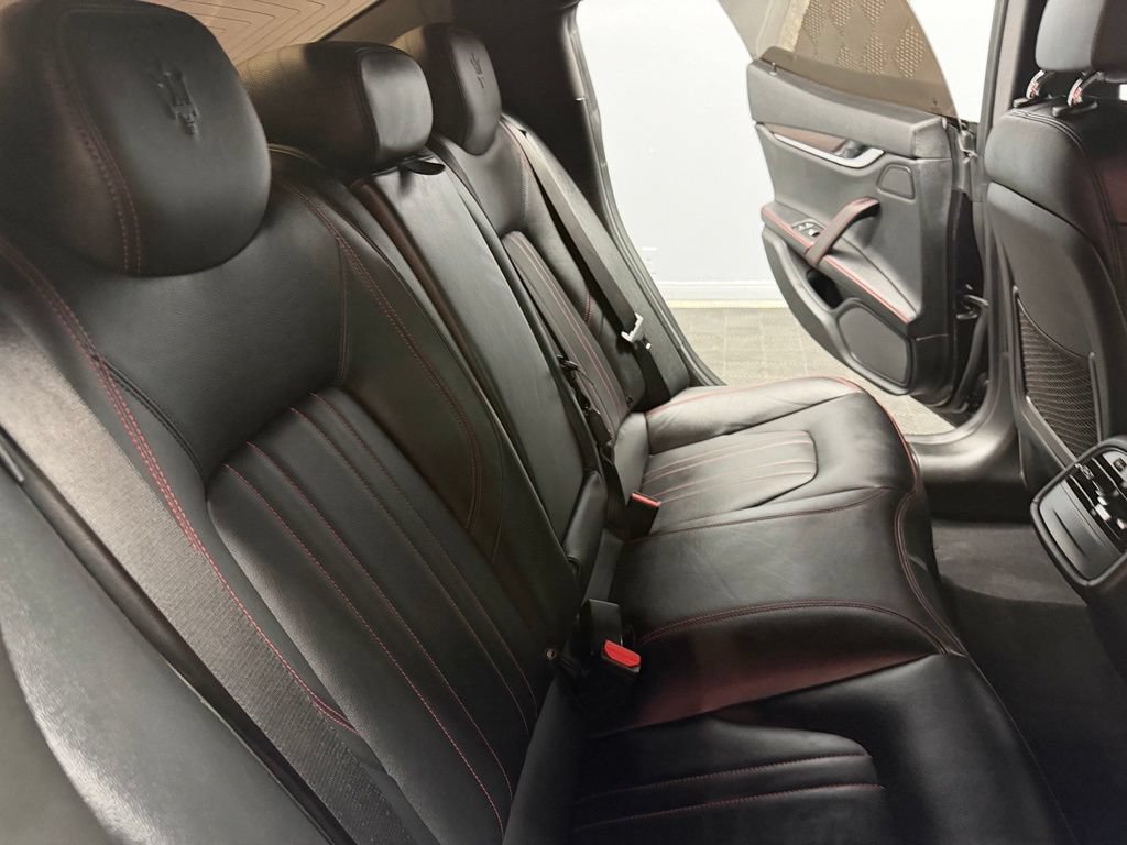Used 2021 Maserati Ghibli S RWD image 46