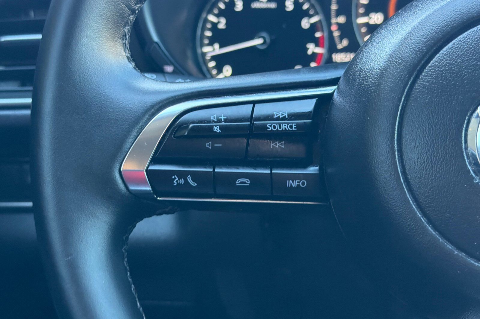 Used 2025 MAZDA CX-30 AWD 2.5 S w/ Select Sport Pkg image 37