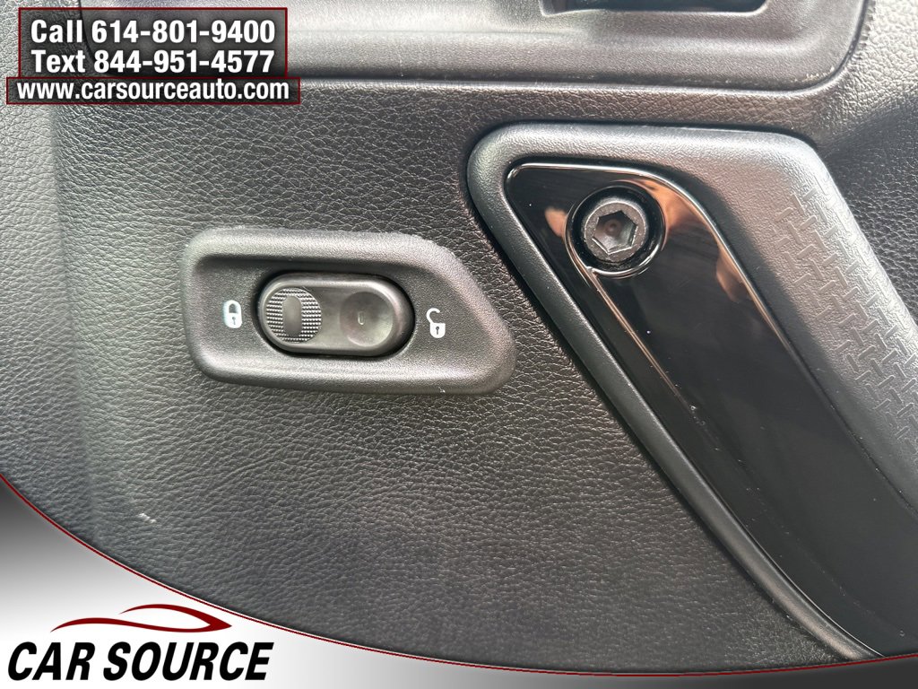 Used 2014 Jeep Wrangler Unlimited Sahara image 31