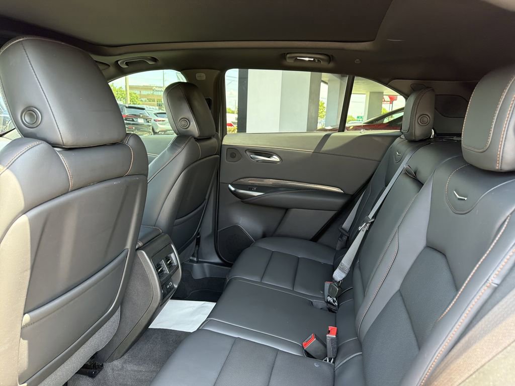 Used 2023 Cadillac XT4 Sport AWD/4WD image 17