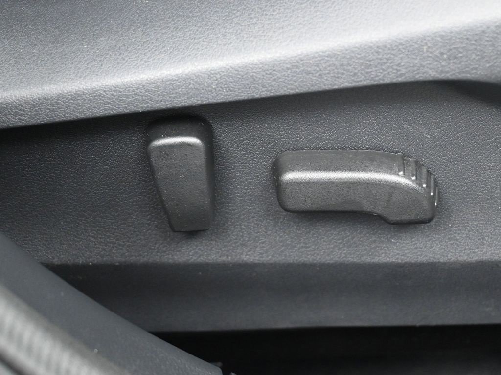 Used 2025 Subaru Outback Onyx Edition XT image 36