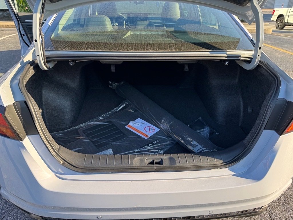 New 2025 Nissan Altima 2.5 SR w/ SR Premium Package image 10