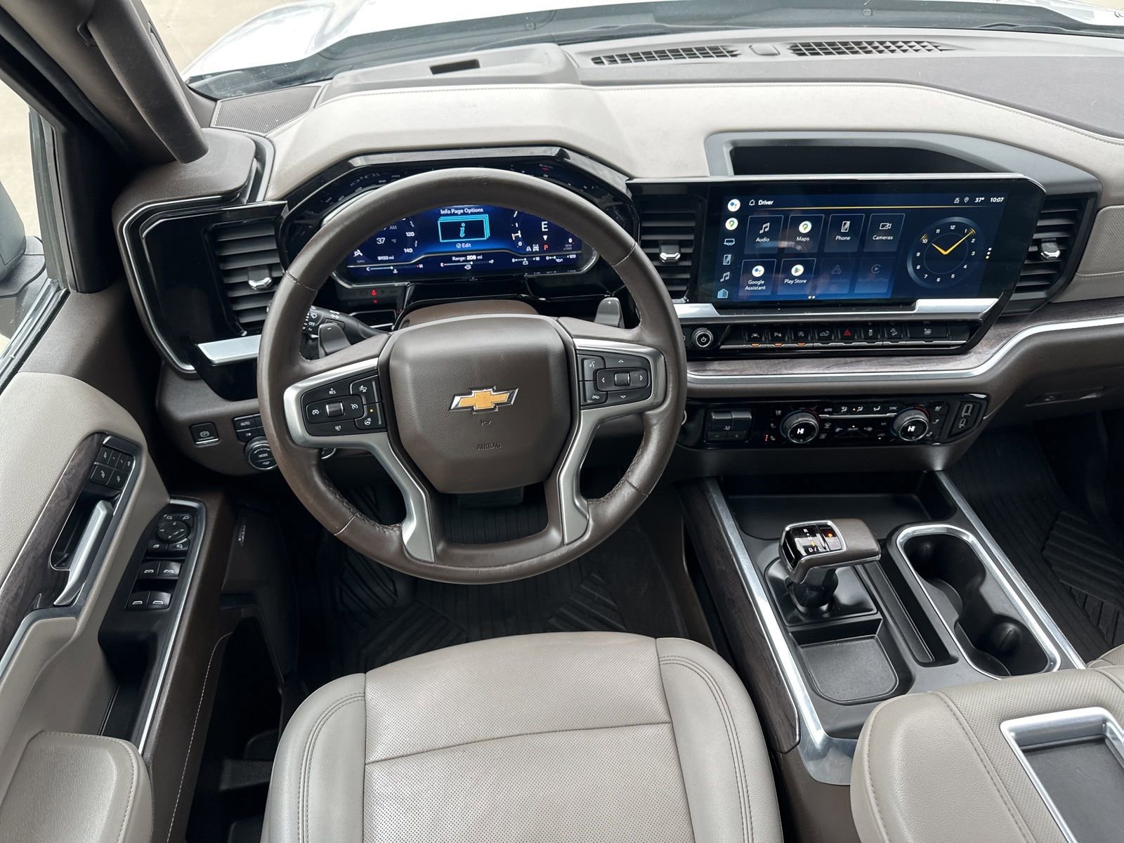 Used 2022 Chevrolet Silverado 1500 LTZ image 31