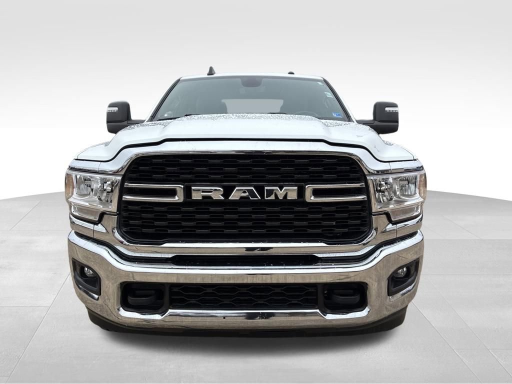 Used 2024 RAM 3500 Big Horn AWD/4WD image 9