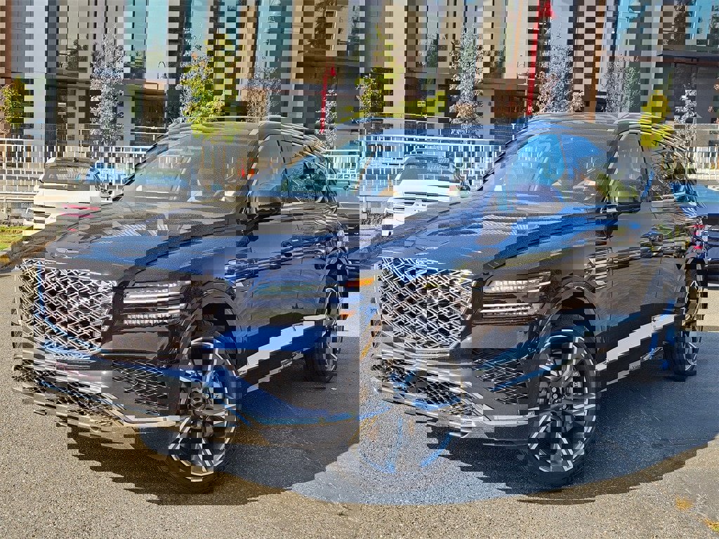 New 2025 Genesis GV80 3.5T Prestige