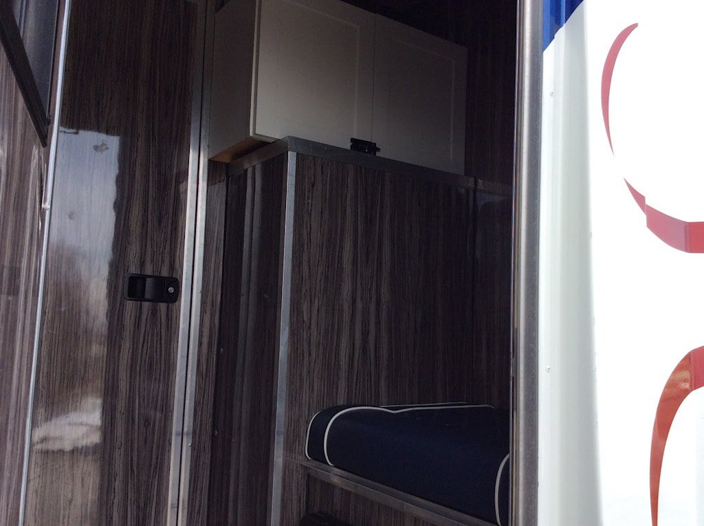 Used 2019 RAM ProMaster 3500 w/ Premium Appearance Group FWD image 14