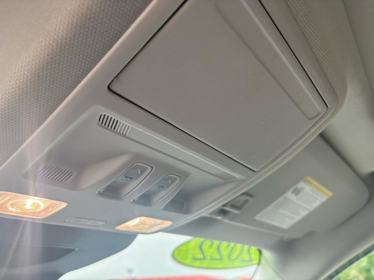 Used 2022 Ford Escape Titanium w/ Class II Trailer Tow Package AWD/4WD image 35