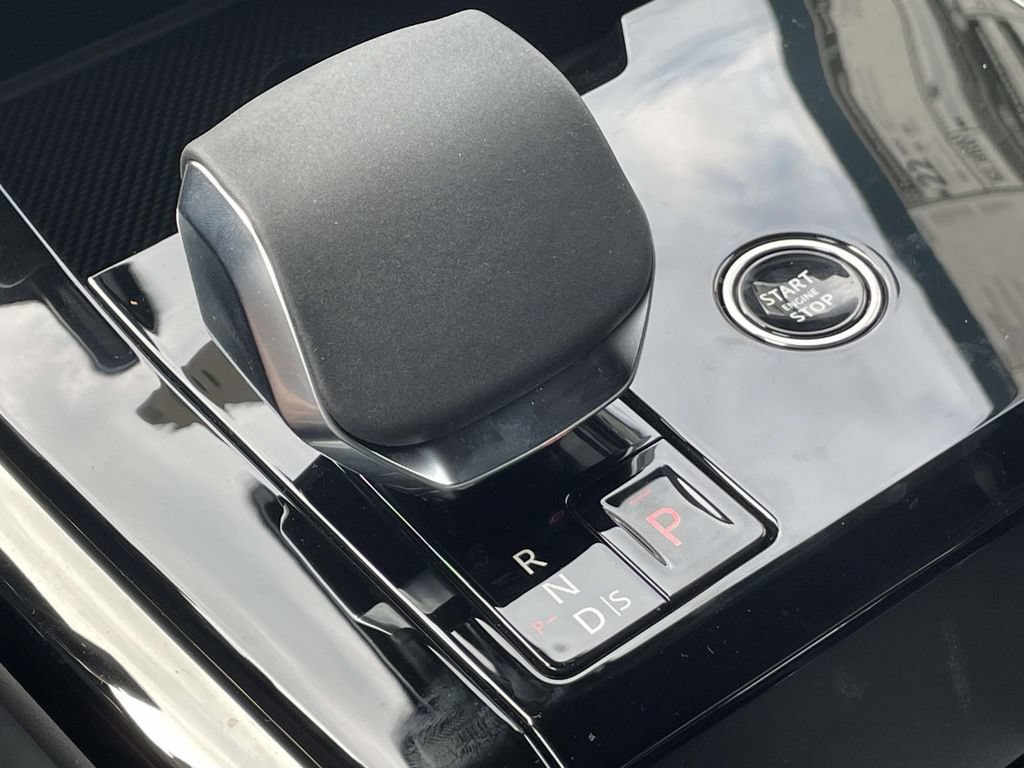 New 2026 Land Rover Range Rover Sport Dynamic SE AWD/4WD image 31