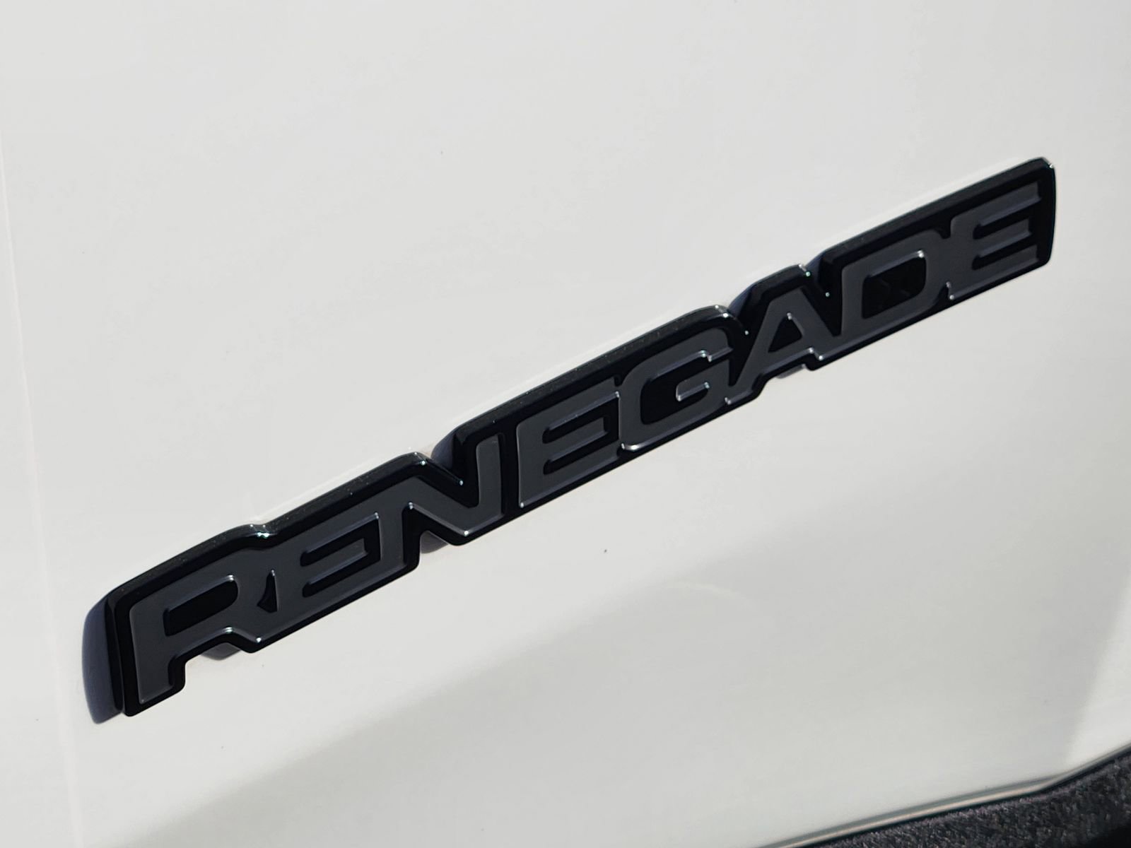 Used 2023 Jeep Renegade Latitude image 13