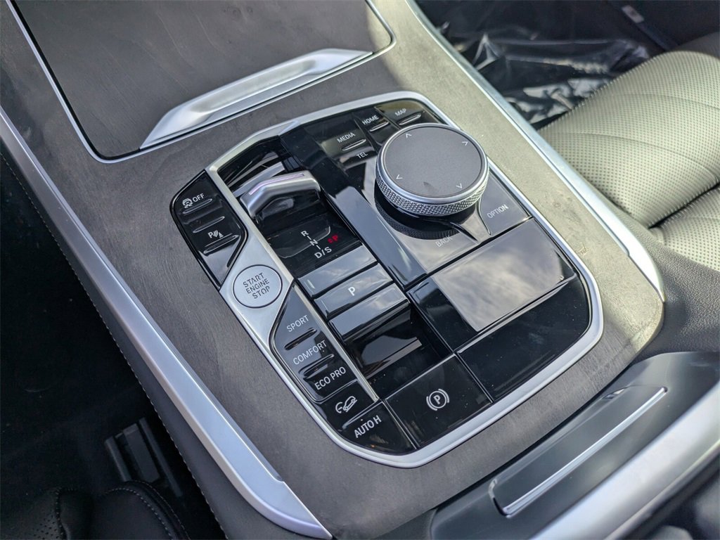 New 2026 BMW X5 sDrive40i w/ M Sport Package image 12